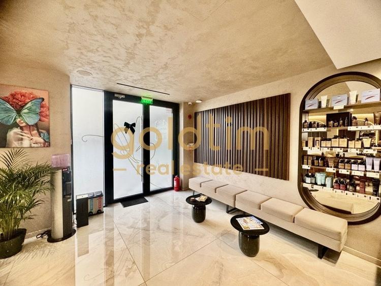 SPATIU VITRINA/ PRETABIL SALON INFRUMUSETARE - 5