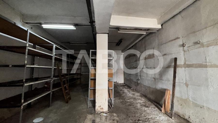 Spatiu pentru depozitare magazinare de inchiriat cu birou 102mpu Sibiu - 2