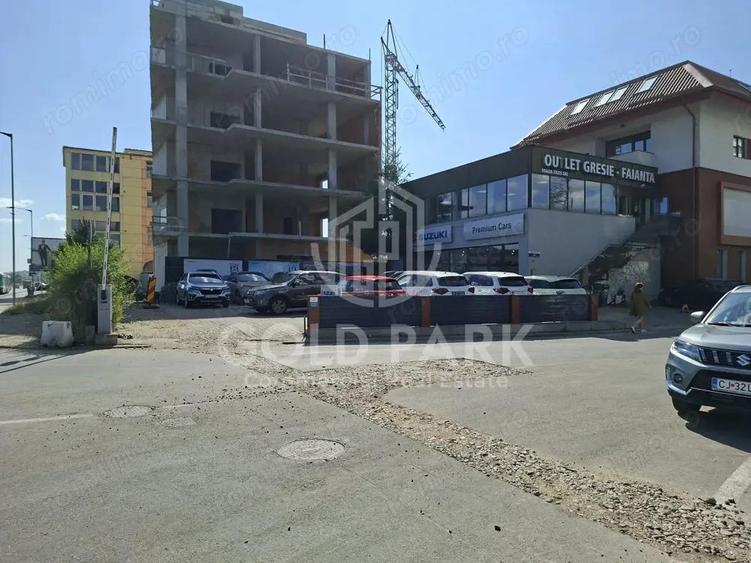 Spatiu Comercial/Showroom - zona BMW/METRO/E60 - 220 mp - 5