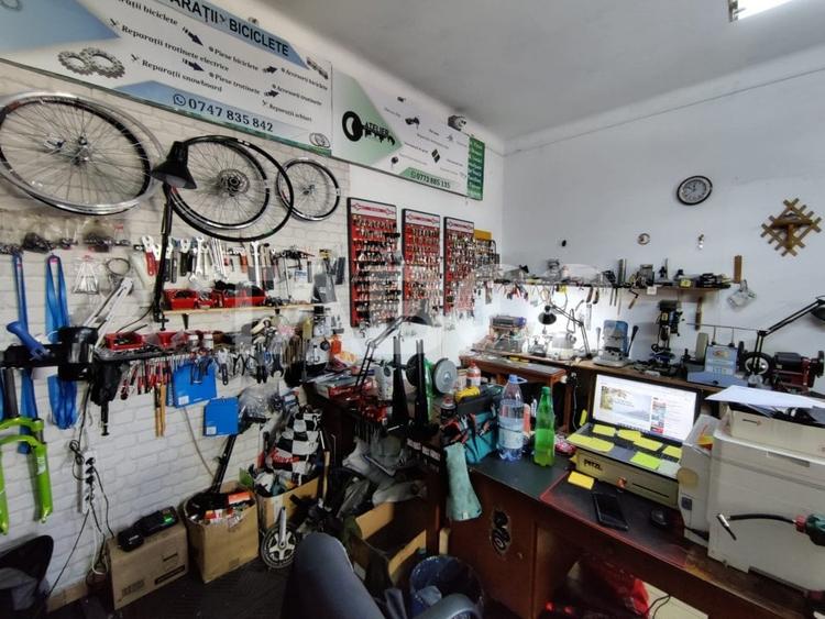 Casa individuala si 4 spatii comerciale cu vad in Orasul de Jos Sibiu - 2