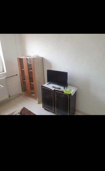 Inchiriez garsoniera - 1