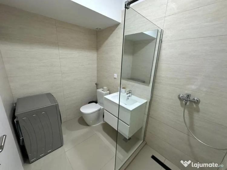 Apartament 3 camere, 70 mp, zona Rafinaria Vega - 9