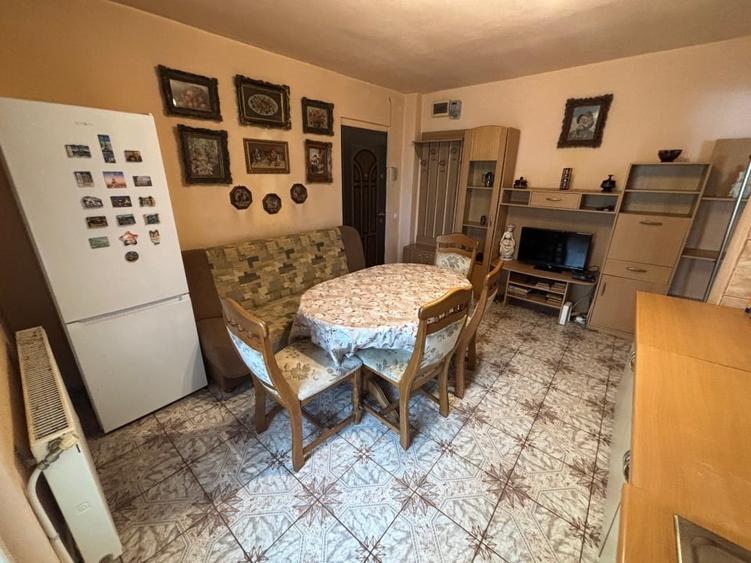 Apartament 2 camere- central Duiliu Zamfirescu bloc 11 - 10