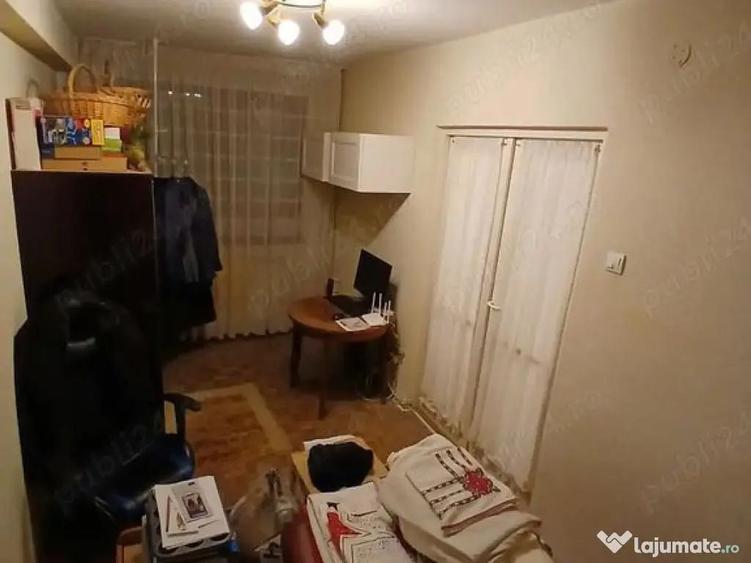 Apartament 4 cam Mazepa 1,et 3 - 3