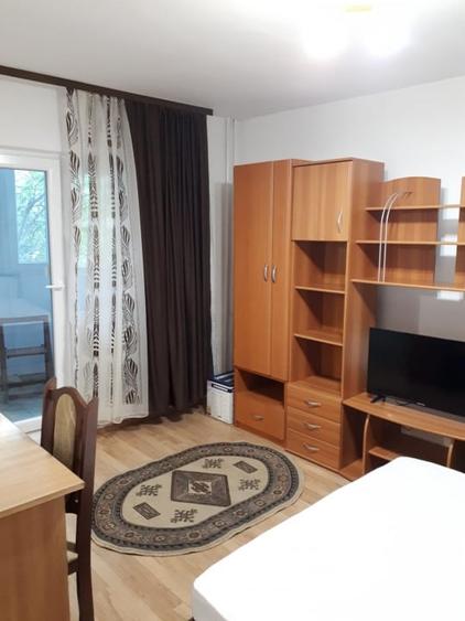 Garsoniera 29mp, balcon, etaj intermediar, finisata mediu, Zorilor - 4