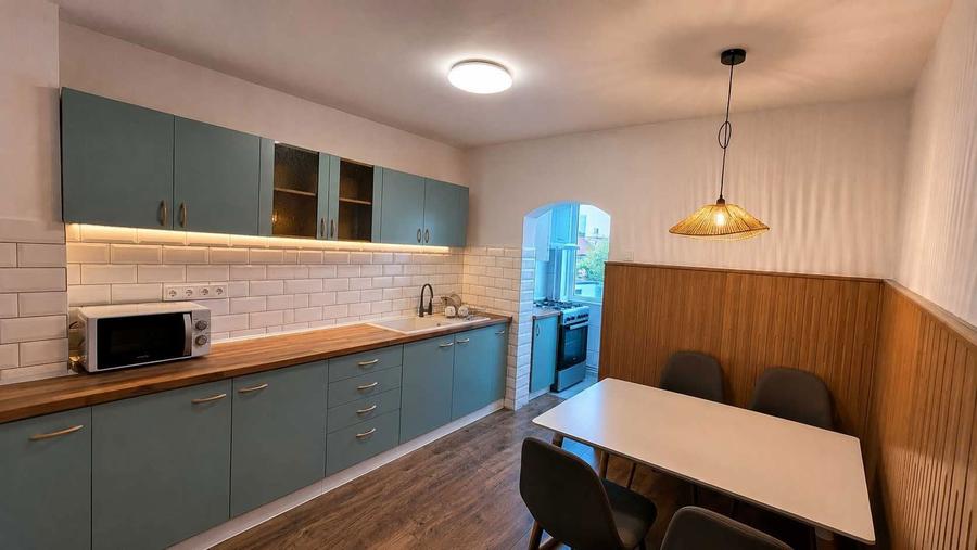 Apartament 2 camere Strand renovat cu pivnita - 2