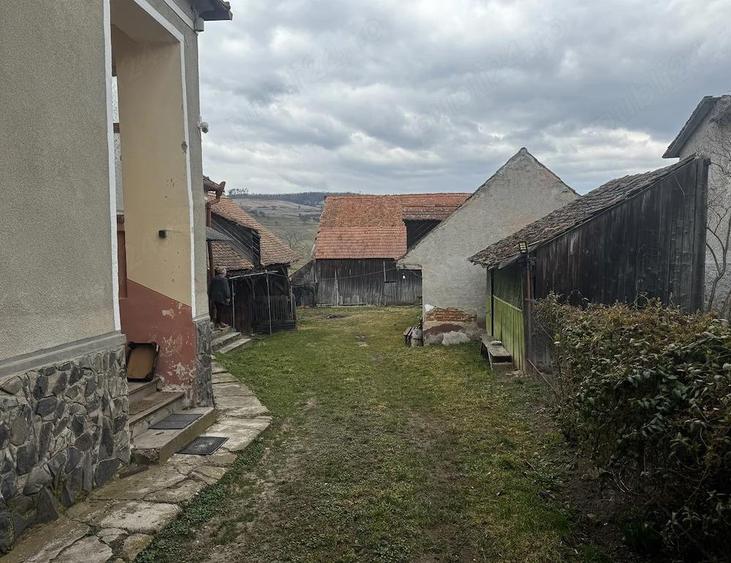 Casa tradi?ionala saseasca de vanzare Jibert, jud. Bra?ov - 2
