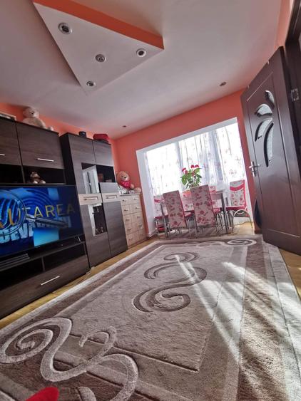 Vand Garsoniera .Aninoasa - 3