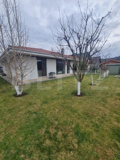 Casa individuala, un singur nivel, 135 mp, 500 mp de teren, acces restrictionat - 2