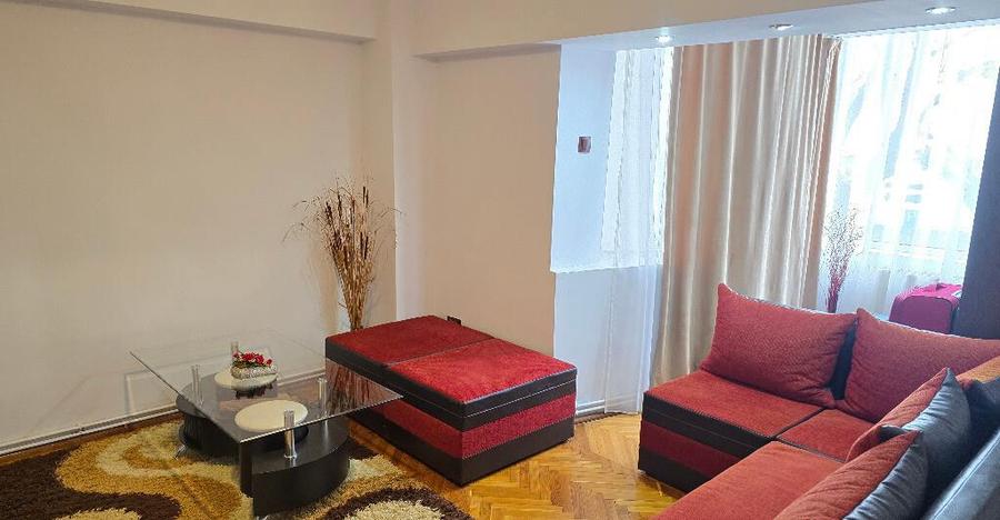 Vand apartament 3 cam. Deva, etaj 1, bloc din anul 2000, 157 mp, BOXA - 13