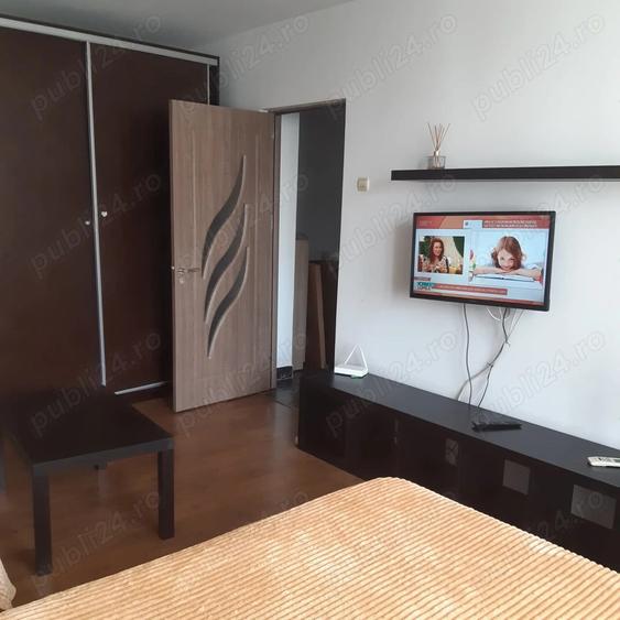 Inchiriez garsoniera zona Mega Mall - 8