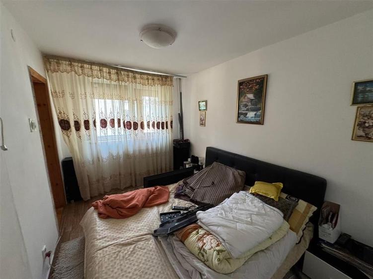 Apartament 4 camere, etaj 1, zona Sud - Paco, 61mp, CT, izolat, Pvc - 9