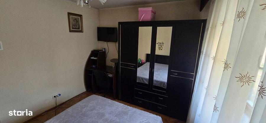 Decomandat Craiovita, etajul 2/4,(ne)mobilat, imbunatatiri - 4