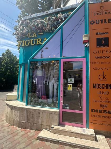 Spatiu comercial ultracentral - 4