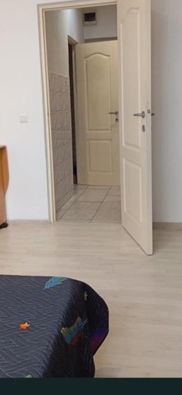 Garsoniera - Tractorul- langa Coresi Mall  - 5