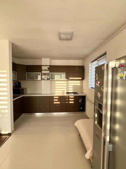 🏡 Apartament 3 camere de vânzare – Bragadiru, Str. Mărăcineni - 1