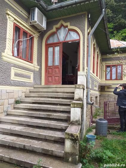 Vila 2 corpuri cladire, anexe si teren 5645 mp - 6