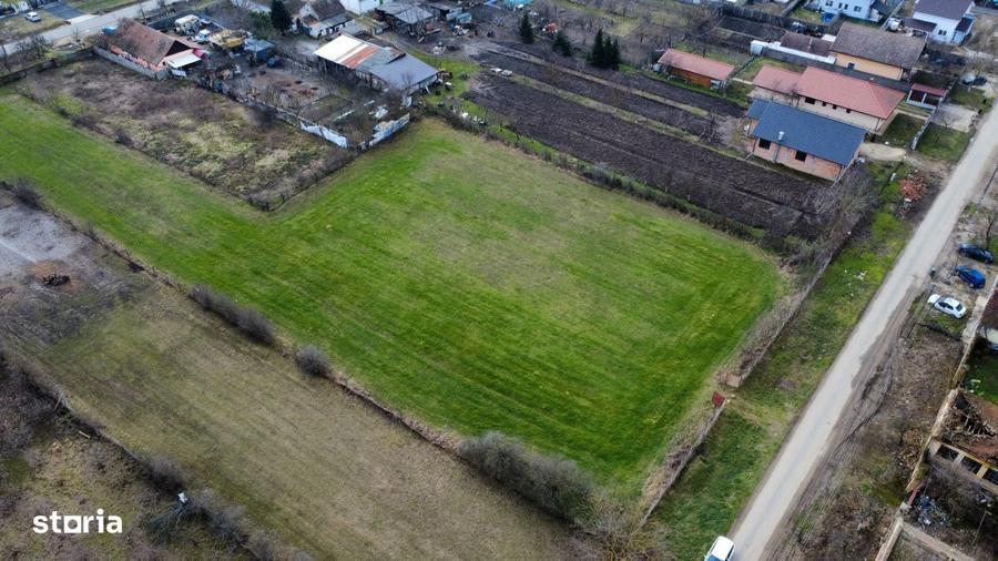 Bucovat - Vatra satului-intravilan -1095 mp- Utilitati - 1