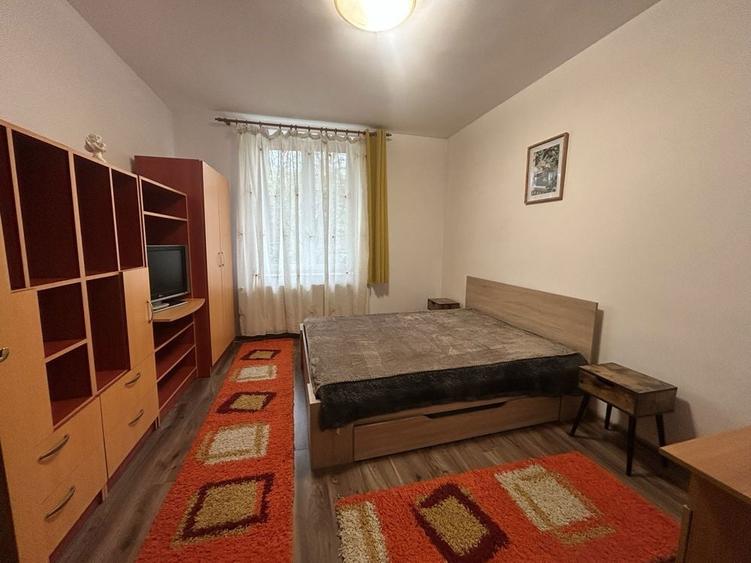 Inchiriez apartament 2 camere strada N. Iorga - 6