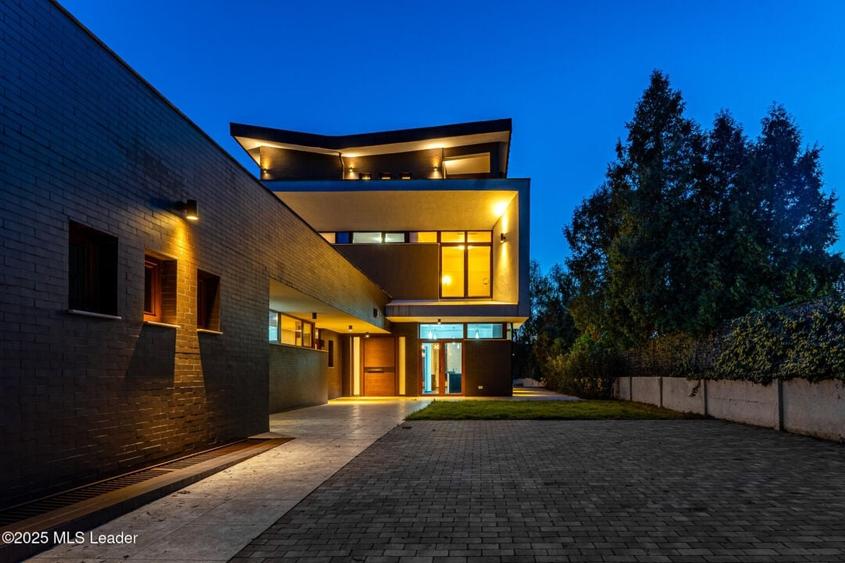 Casa TA de pe malul lacului Mogosoaia - 5