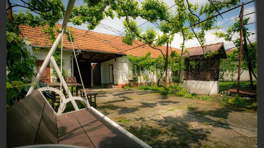 Casa de familie in zona rurala linistita