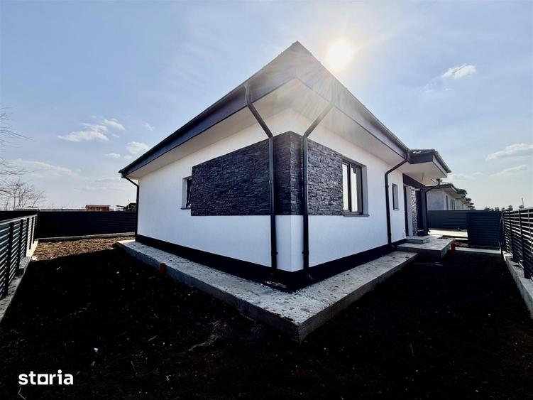 Casă cu 4 camere cu Teren 400 Mp în Miroslava