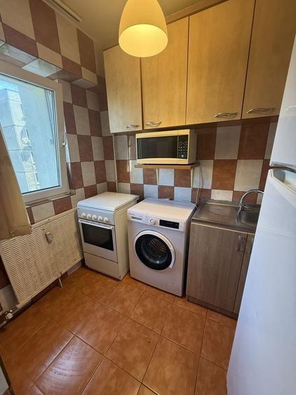 Garsonieră decomandată în Rahova