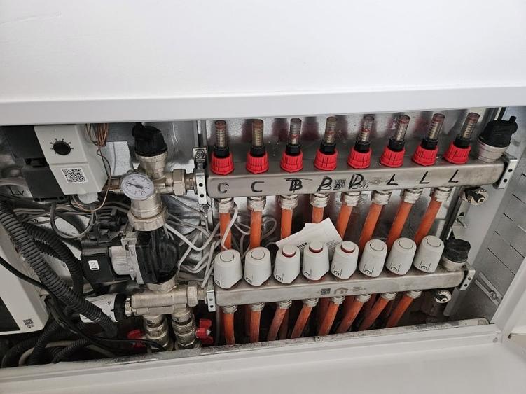 PROPRIETAR,OTOPENI -ODAI,P+1E, Str. Matei Basarab - 8