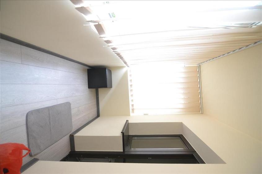Apartament 3 camere decomandat 2 bai.2 balcoane  etajul 2   Judetean - 27