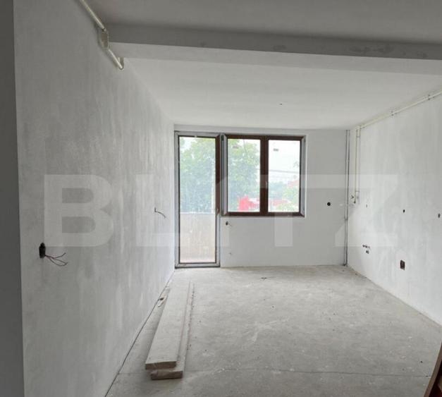 Apartament de 3 camere, 2 balcoane, 93 mp, etaj 1 - 1