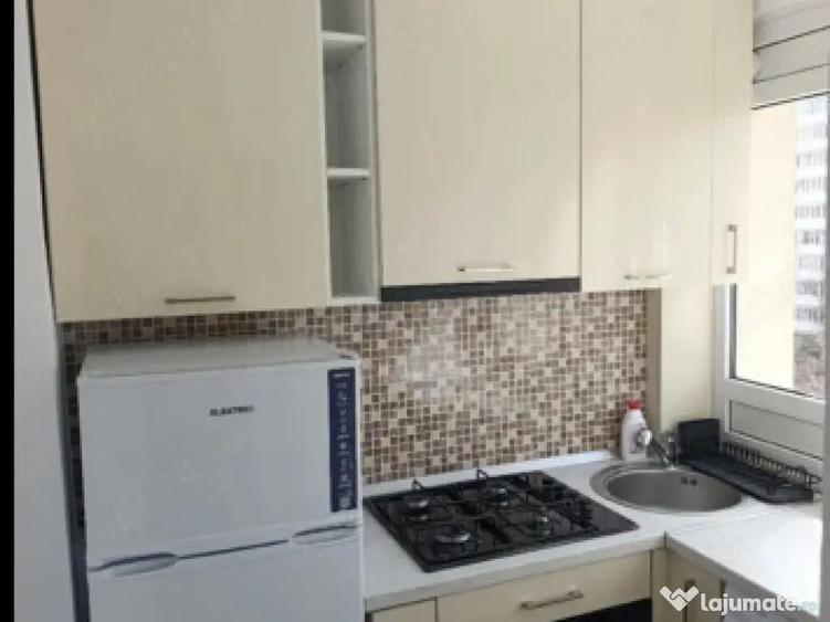 Dristor metrou etaj 2 semidecomandat - 9