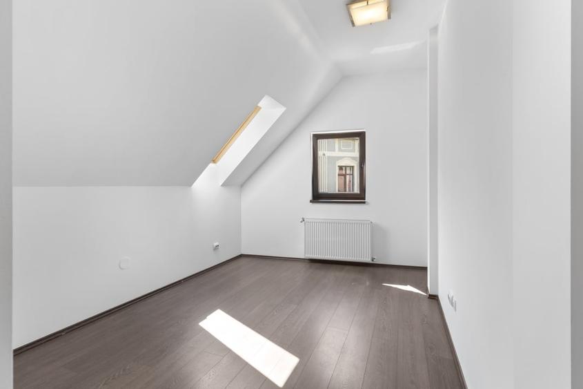 Casa cocheta intr-un cartier cu farmec istoric,  constructie 2015 - 21