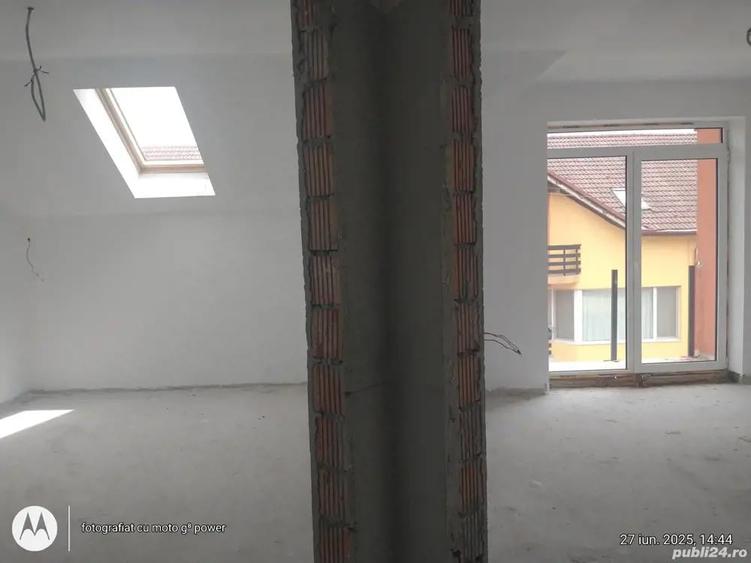 In oras,casa in triplex cu 2 garaje - 4