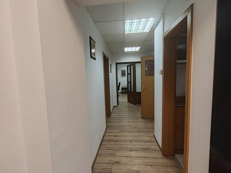 Apartament 4 camere birouri - 9