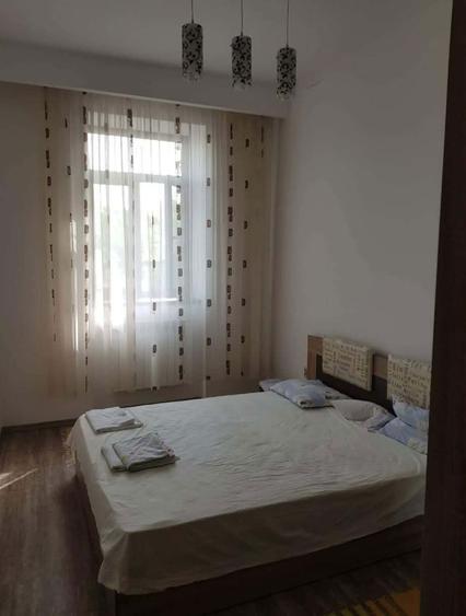 Inchiriez apartament - 3