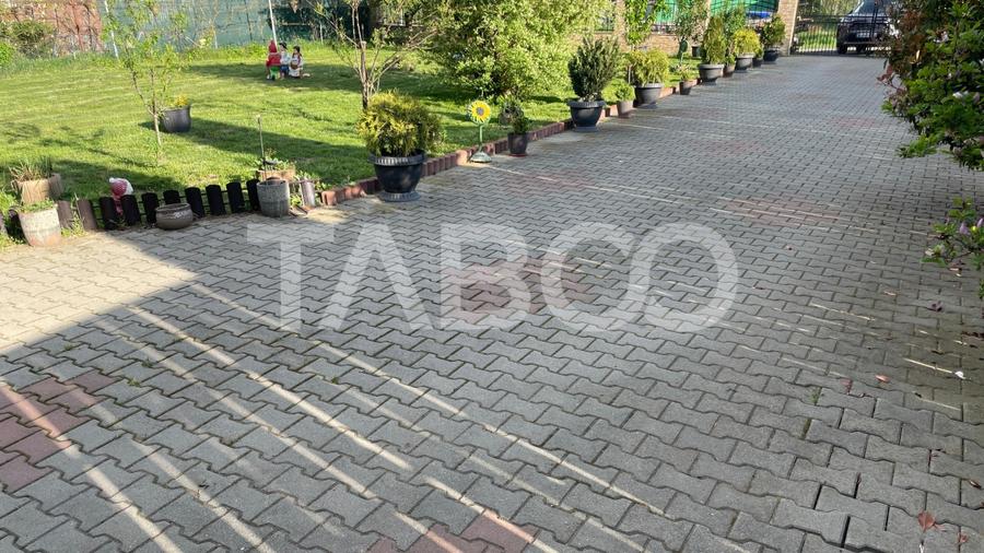 Casa individuala 240 mp cu teren generos de 1.200 mp  in Talmaciu - 20