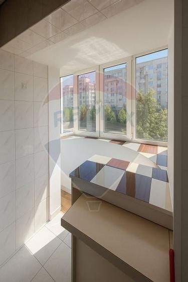 Apartament 3 camere de vanzare - Bulevardul Decebal - 4