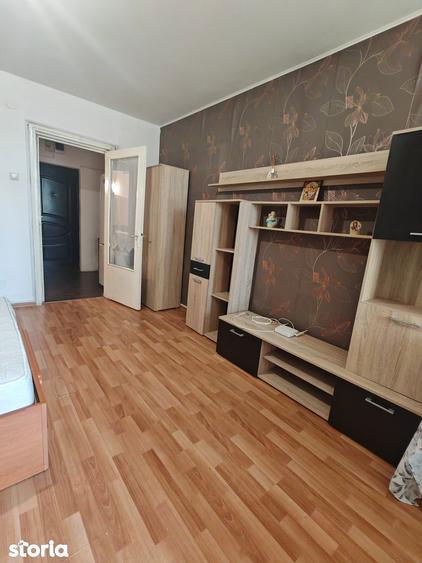 Garsoniera Craiovei etaj 3 - 1