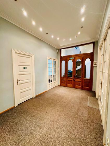 Unirii - Mitropolie vila 500 mp utili 4500 Euro - 5