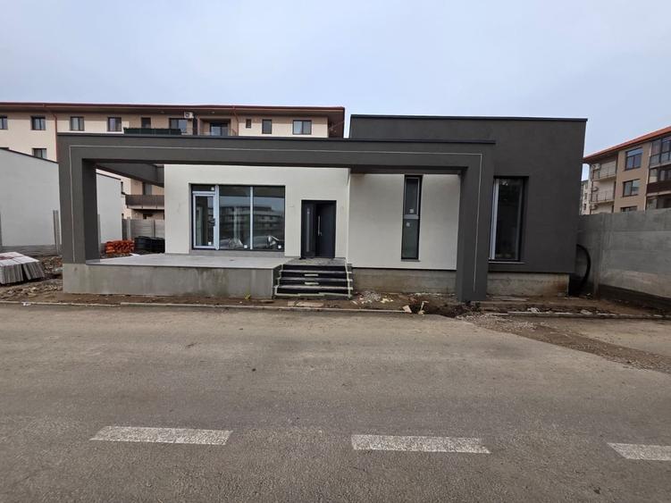 ANSAMBLU CASE INDIVIDUALE, RATE LA DEZVOLTATOR PE 2 ANI, COMISION 0% - 1