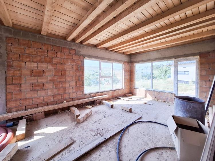 Casa pe un nivel, cu priveliste superba, teren 2000 mp, Suceagu - 5