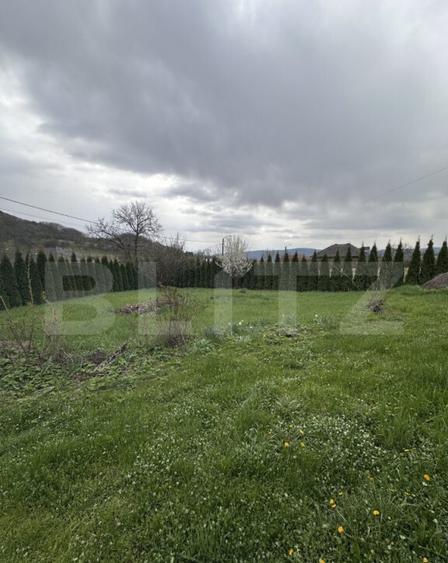 Casa de vanzare, zona deosebita , teren generos,Sali? - 9