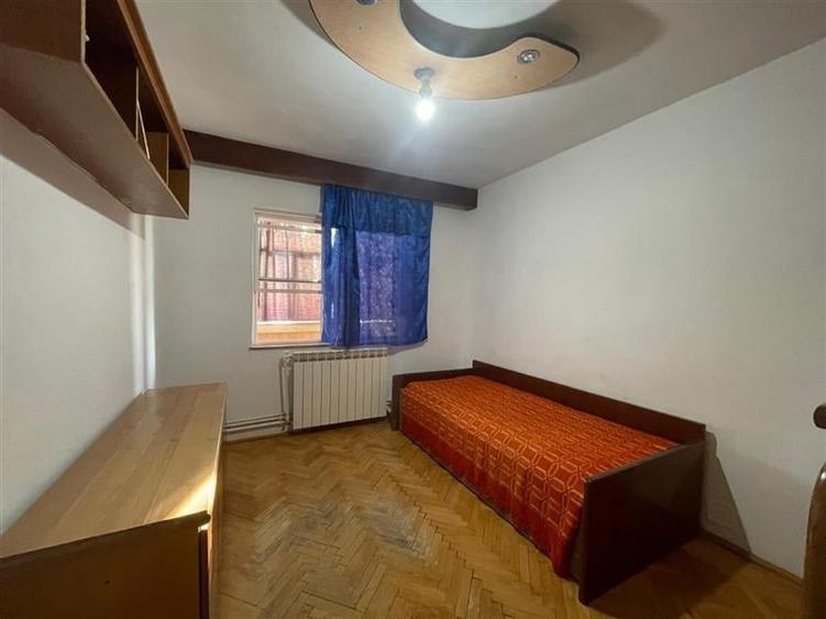 Apartament cu 3 camere de vanzare zona E3 Tulcea - 4
