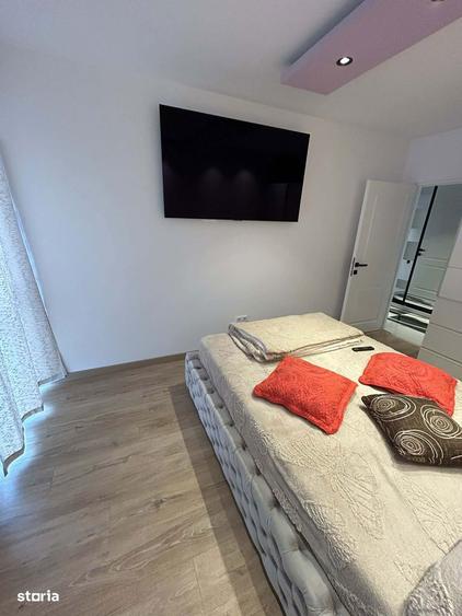 Bloc Nou | 3 CAMERE | DESIGN PREMIUM | 80 MP - 9