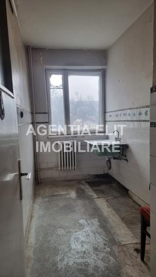 Apartament 2 camere, zona Est Clinic - 6