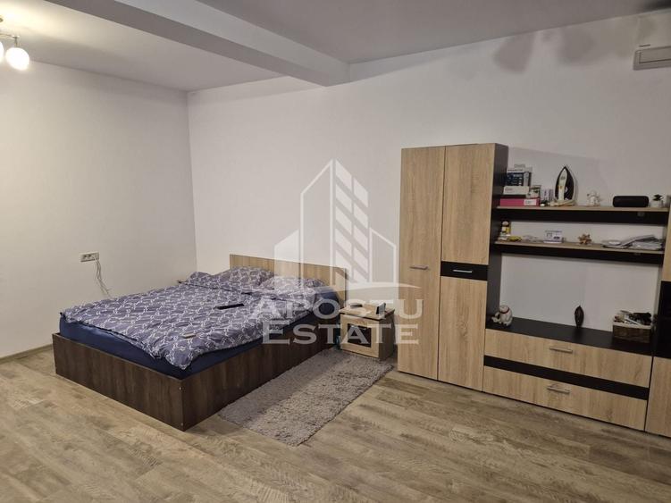 Apartament 1 camera de inchiriat , curte ,Giroc - 1