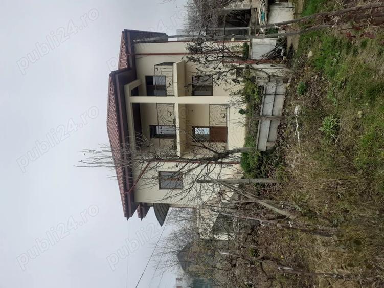 Se vinde casa + anexa cu posibilitatea vandute separat - 1