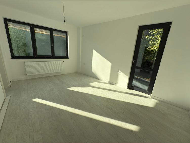 Metrou,Eroii  Revolutiei  PADESUL Vila 2024 ,Finisaje lux ,BINE CONSTRUITA 6 cam - 13