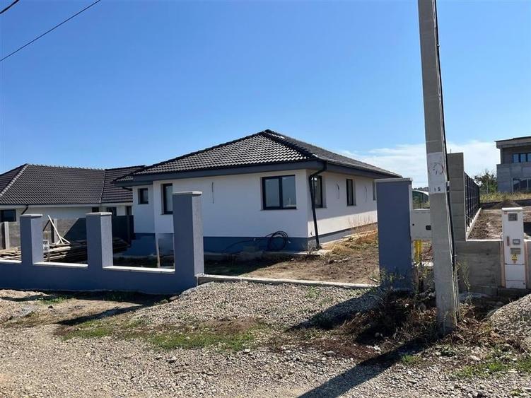 RECO Casa cu 3 dormitoare, plan parter- Paleu - 1