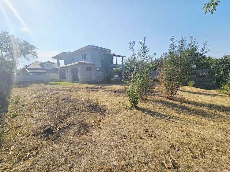 Vilă luminoasă, 4 camere, cu teren generos – Com. Plopu - 6